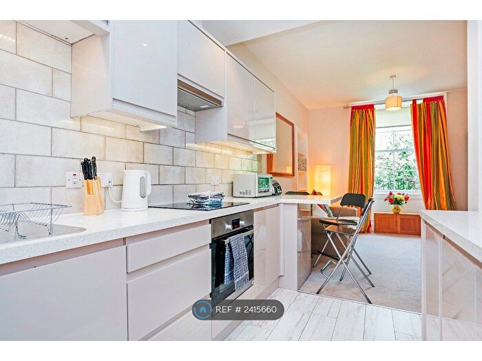 5 Bedroom Flat To Rent In Forrest Road, Edinburgh, EH1