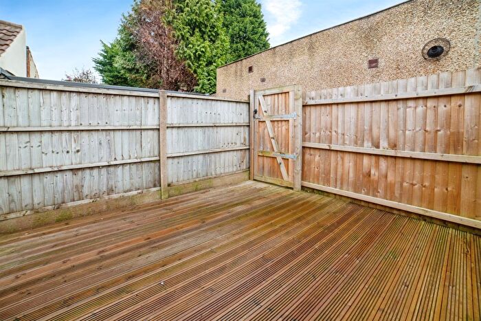 3 Bedroom Terraced House For Sale In Broxtowe Drive, Mansfield, NG18
