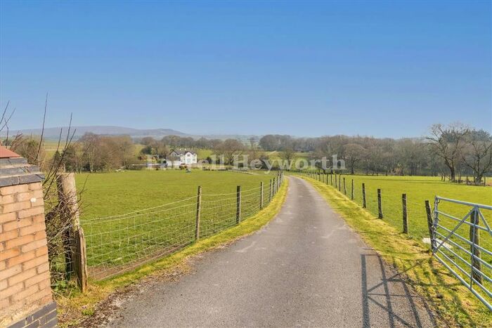 4 Bedroom Property For Sale In Strickens Lane, Preston, PR3