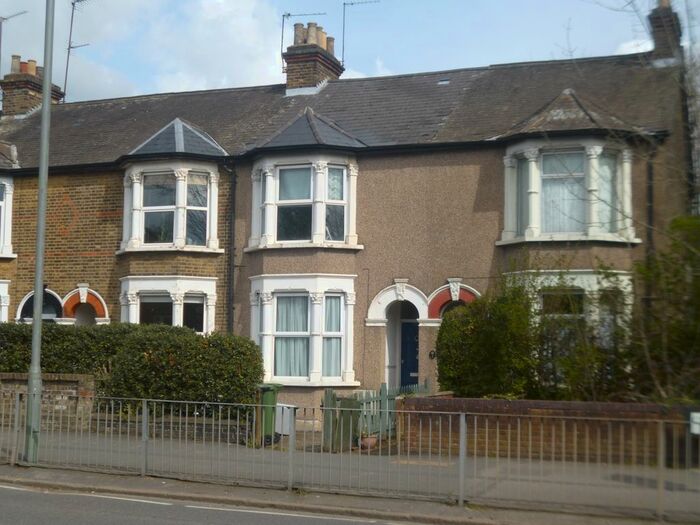 3 Bedroom Terraced House To Rent In Crossbrook Street, Waltham Cross, EN8