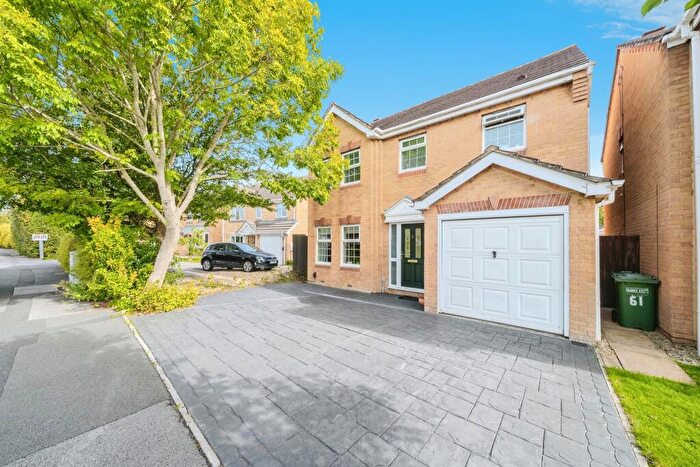 4 Bedroom Detached House To Rent In Hawkins Crescent, Bradley Stoke, Bristol, BS32