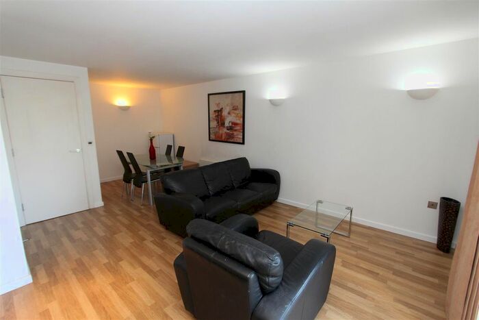 2 Bedroom Flat To Rent In Wellington Street, Leeds, LS1