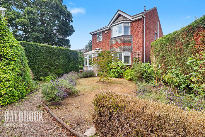 3 Bedroom Detached House For Sale In Spa Well Grove, Brierley, S72