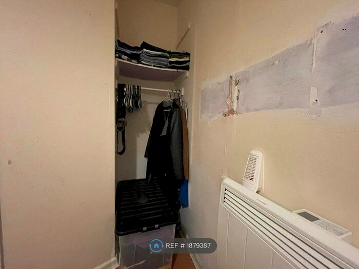 1 Bedroom Flat To Rent In Doverdale Court, Wolverhampton, WV4