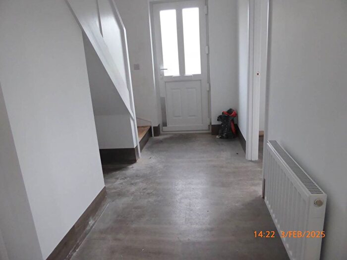 4 Bedroom Property To Rent In Crispin Avenue, Carmarthen, SA31
