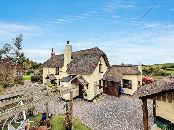 3 Bedroom Detached House For Sale In Cheriton Bishop, Exeter, EX6