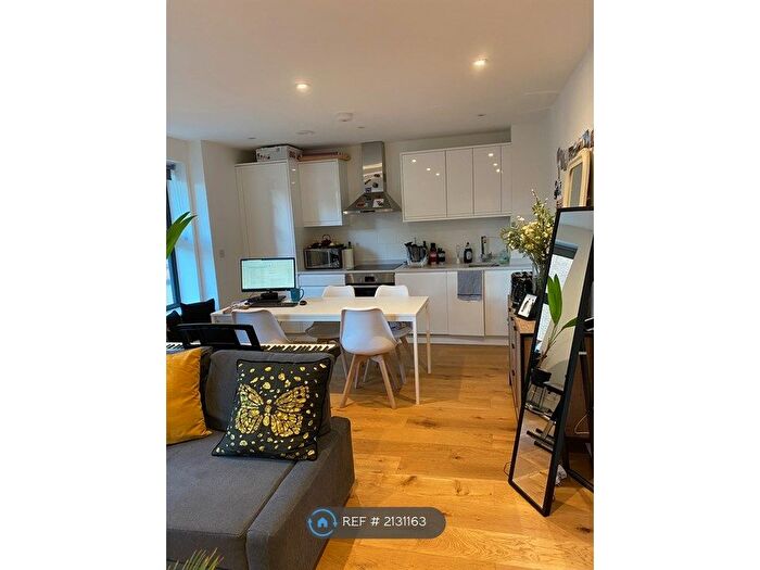 1 Bedroom Flat To Rent In Alfred Road, London, W3