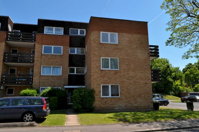 1 Bedroom Flat To Rent In September Way, Stanmore, HA7