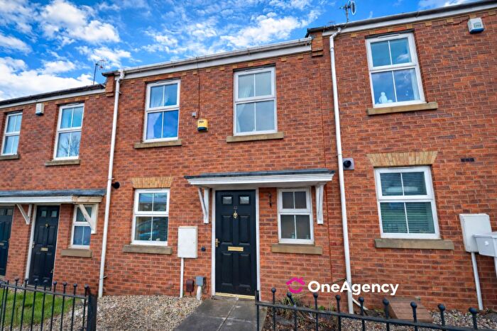 2 Bedroom Town House For Sale In Furlong Road, Tunstall, Stoke-on-Trent, ST6