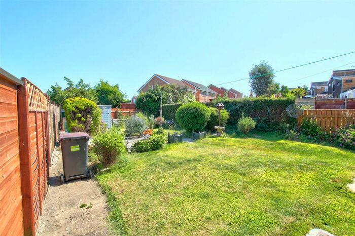 3 Bedroom Semi-Detached House For Sale In Windermere Drive, West Auckland, Bishop Auckland, DL14
