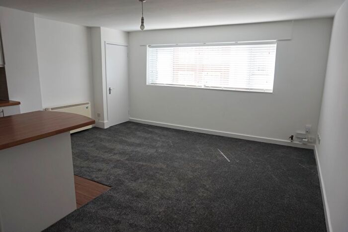 1 Bedroom Flat To Rent In West Street, Bristol, BS2