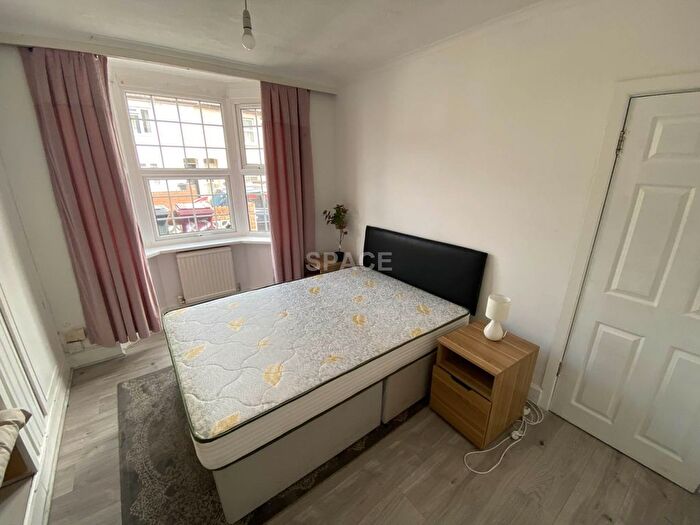 4 Bedroom Terraced House To Rent In Hatherley Road, Reading, RG1