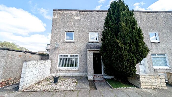 3 Bedroom End Of Terrace House For Sale In Spruce Road, G67