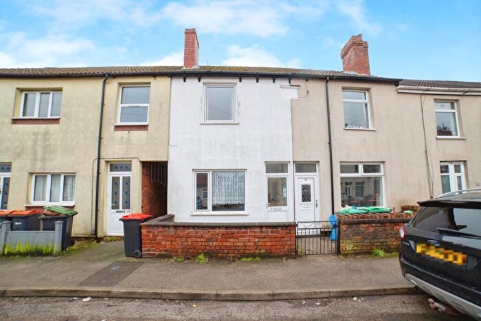 3 Bedroom Terraced House For Sale In New Street, Huthwaite, Sutton-in-Ashfield, Nottinghamshire, NG17