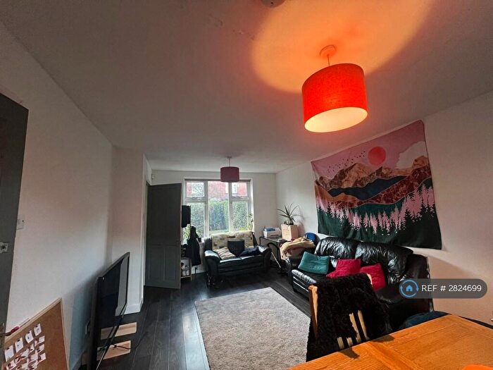 4 Bedroom Terraced House To Rent In Ash Road, Leeds, LS6