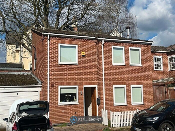 2 Bedroom Semi-Detached House To Rent In Pelham Cottages, Nottingham, NG7