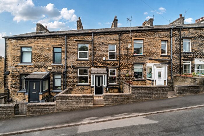 3 Bedroom Terraced House To Rent In Arnold Street, Sowerby Bridge, West Yorkshire, HX6