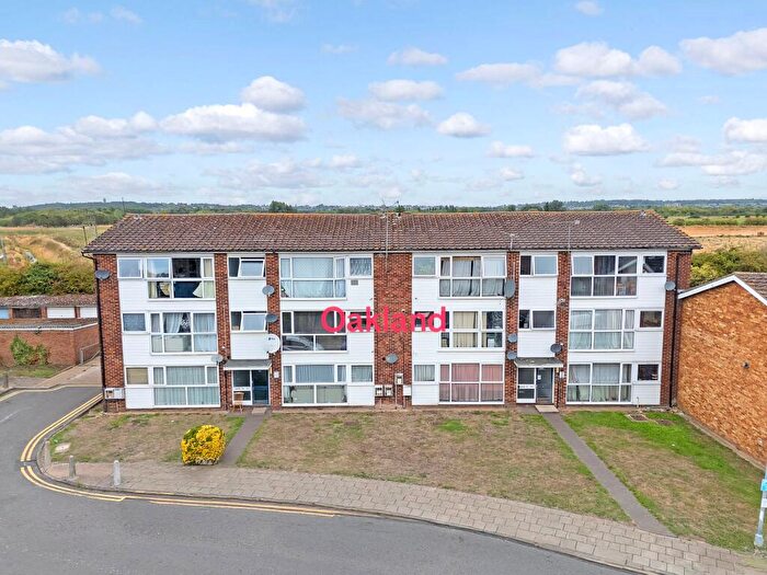 2 Bedroom Flat To Rent In St. Peters Close, Ilford, IG2