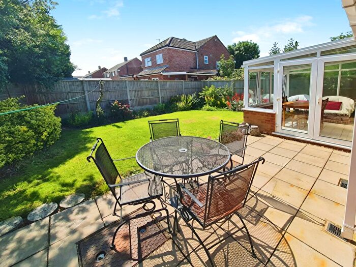 2 Bedroom Bungalow For Sale In Furzefield, Bedford, MK41