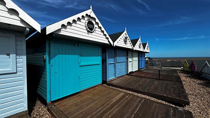 Chalet For Sale In Pier Approach, Walton-on-the-Naze, CO14