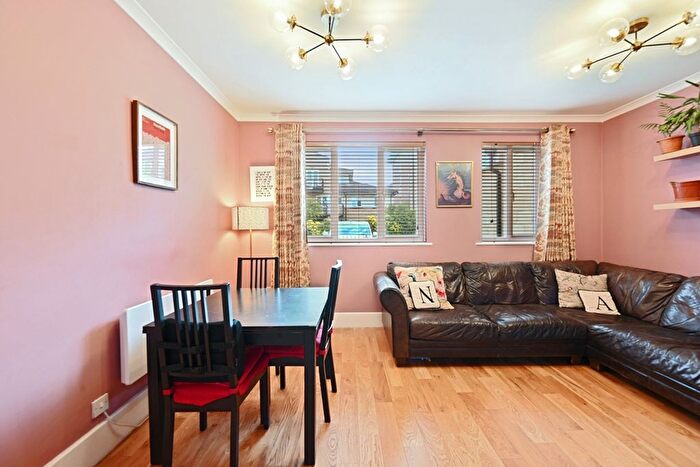 2 Bedroom Flat To Rent In Mermaid Court, Celandine Drive, Hackney, E8