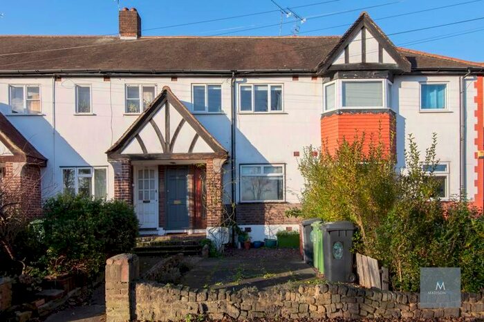 1 Bedroom Flat To Rent In Church Lane, Walthamstow, London E17