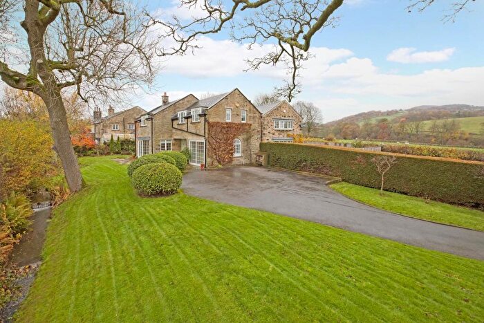 3 Bedroom Character Property For Sale In Bolton Road, Addingham, LS29