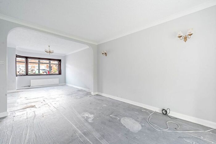 3 Bedroom Semi-Detached House To Rent In Merrion Avenue, Stanmore, HA7