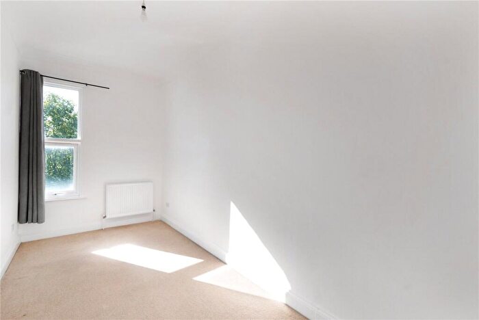 2 Bedroom Apartment To Rent In East Dulwich Road, East Dulwich, London, SE22