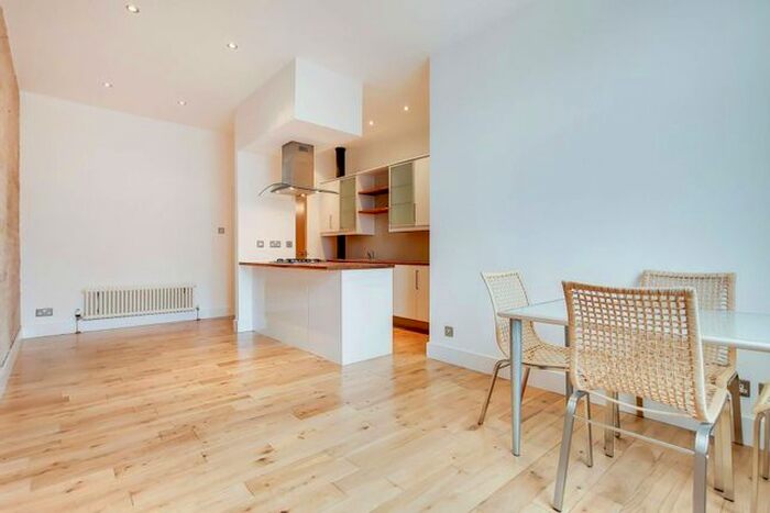 2 Bedroom Flat To Rent In Thrawl Street, Spitalfields, London, E1