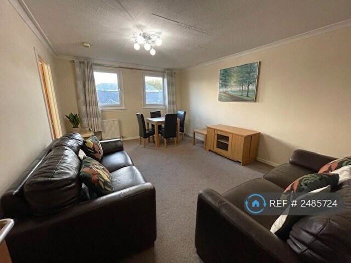 3 Bedroom Flat To Rent In St Anne's Court, Aberdeen, AB24