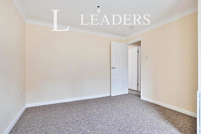 1 Bedroom Flat To Rent In Central Christchurch, BH23