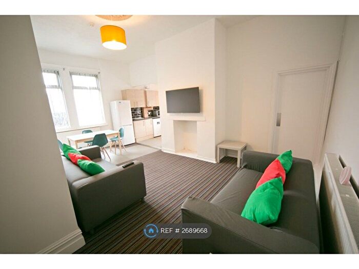 8 Bedroom Terraced House To Rent In Brackenbury Road, Preston, PR1