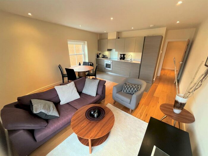 1 Bedroom Flat To Rent In Rockland Apartments, Lakenham Place, London, London, E3