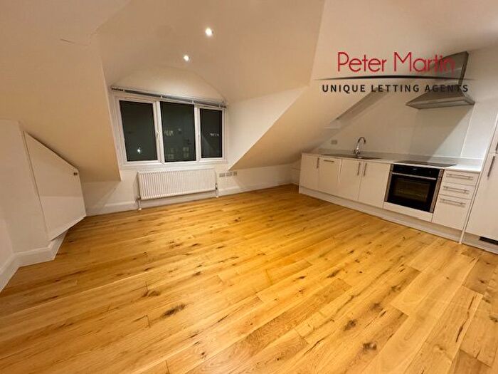 1 Bedroom Flat To Rent In Mountfield Road, Finchley, N3