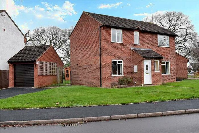 4 Bedroom Detached House For Sale In Giffard Drive, Welland, WR13