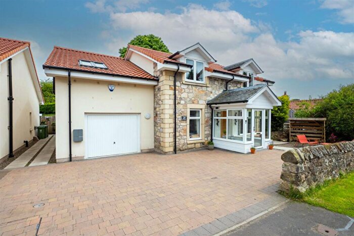 5 Bedroom Detached House For Sale In Main Street, Keltybridge, KY4