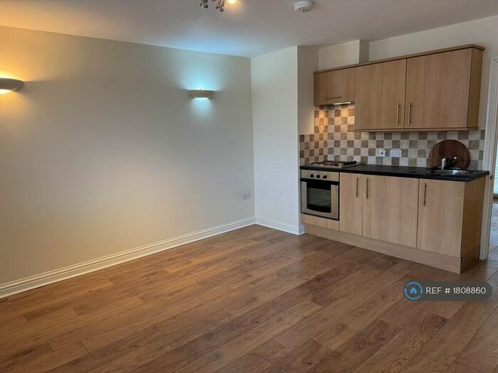 1 Bedroom Flat To Rent In Cumerland Road, Oxford, OX4