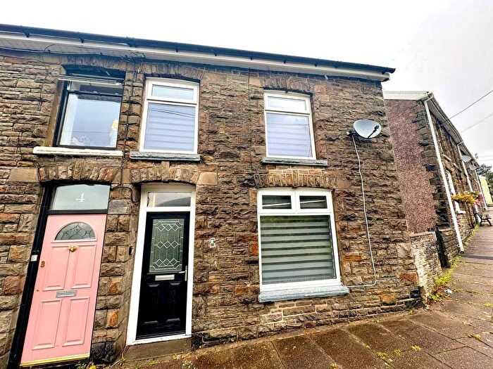 4 Bedroom Terraced House To Rent In Highland Place, Ogmore Vale, Bridgend, CF32