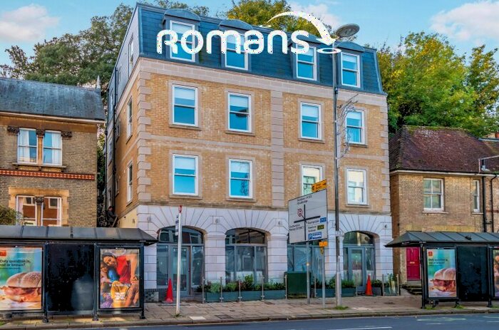 2 Bedroom Apartment To Rent In City Centre, Winchester, SO23