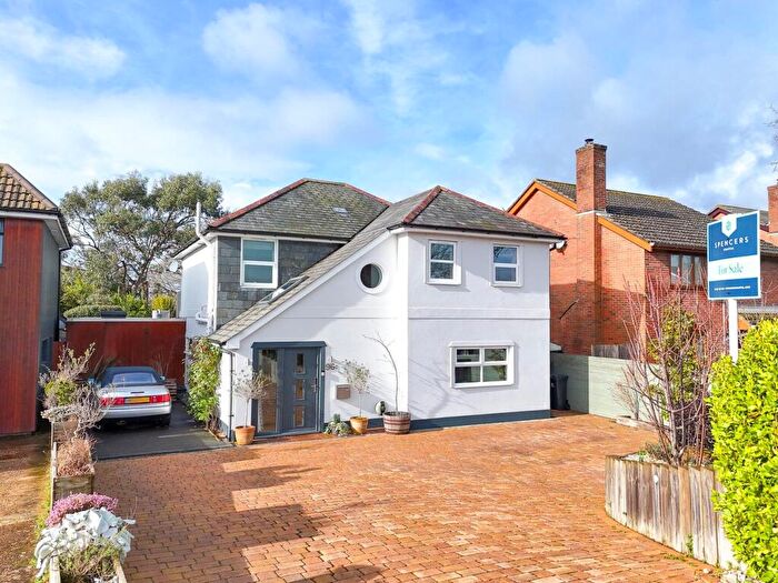 5 Bedroom Detached House For Sale In Pittmore Road, Burton, Christchurch, BH23