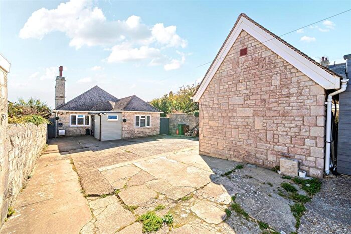 6 Bedroom Bungalow For Sale In Channel View Road, Portland, DT5