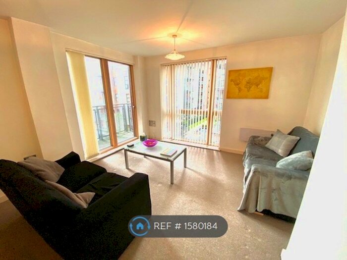 1 Bedroom Flat To Rent In Hornbeam Way, Manchester, M4