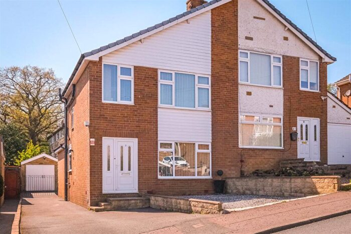 3 Bedroom Semi-Detached House For Sale In Castlefields Road, Brighouse, HD6