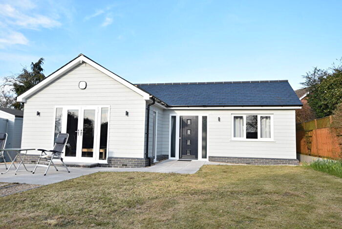 1 Bedroom Detached Bungalow To Rent In Sudbury, CO10