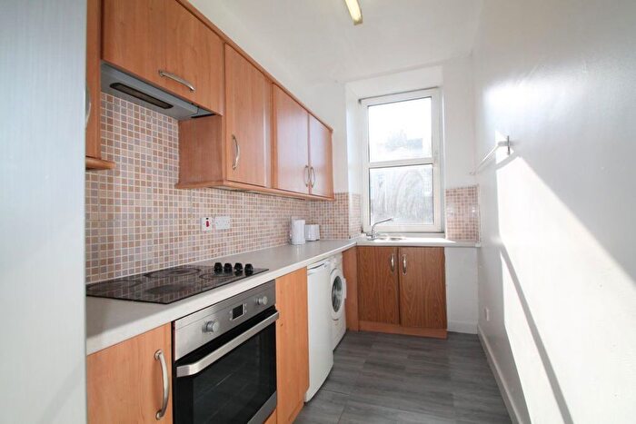2 Bedroom Flat To Rent In Dundee, Dundee, DD2