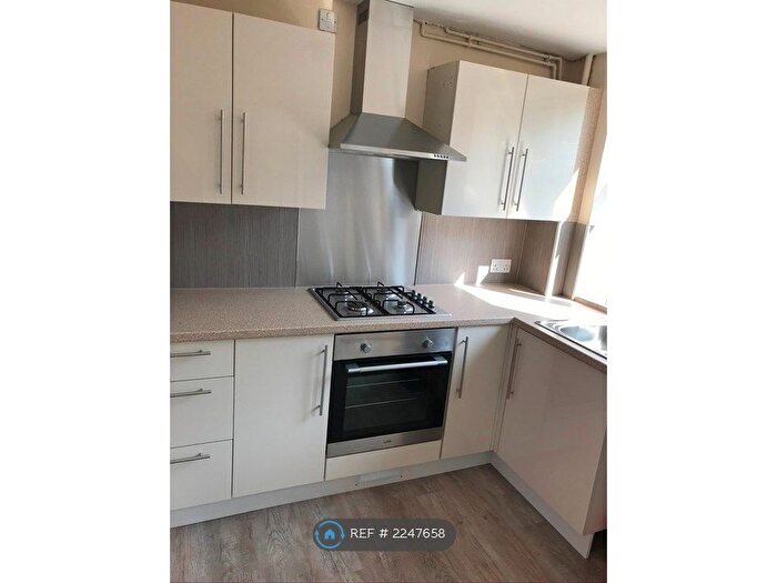 1 Bedroom Flat To Rent In Goostry Close, Tamworth, B77