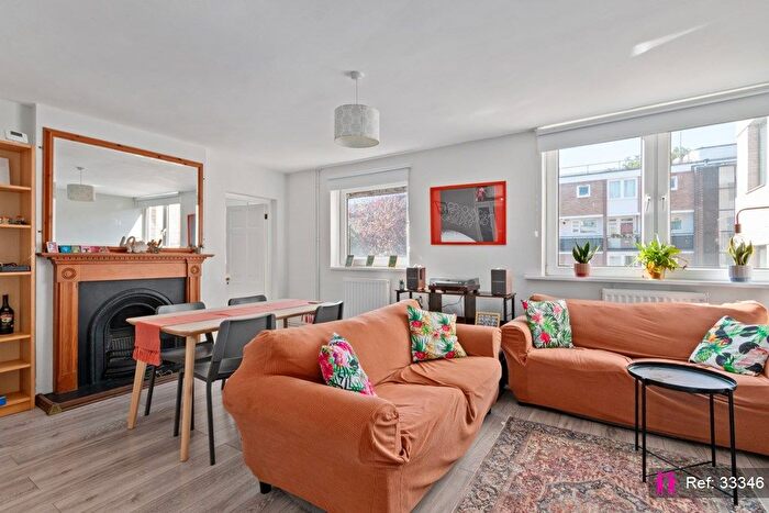 4 Bedroom Maisonette To Rent In Lytton Grove, London, SW15