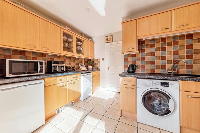 3 Bedroom Terraced House For Sale In Tannery Wharf, Newark, NG24