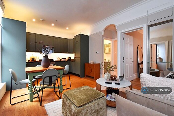 3 Bedroom Flat To Rent In Camberwell, London, SE5
